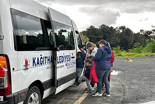 KÂĞITHANE’DE KABİR ZİYARETİ YAPMAK İSTEYEN VATANDAŞLARA ULAŞIM DESTEĞİ